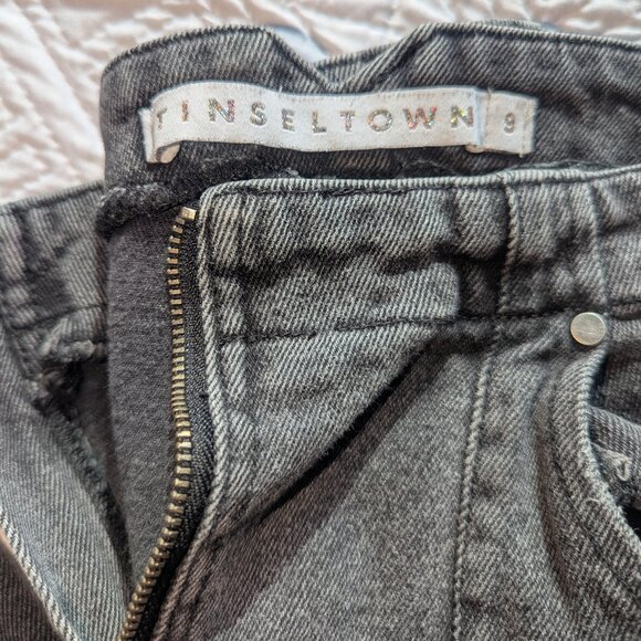 Tinseltown Junior's High Rise Skinny Jeans | Size 9 - Picture 2 of 4